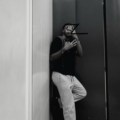 mac_loner's profile picture. 