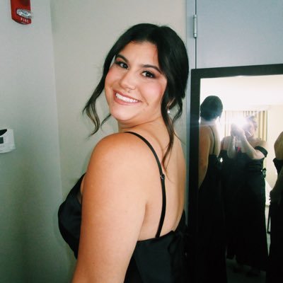 nikki_barry22's profile picture. ☆ arizona athletics | bama alum