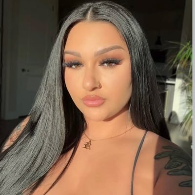 Sarahjames431's profile picture. welcome I’m a licensed massage therapist