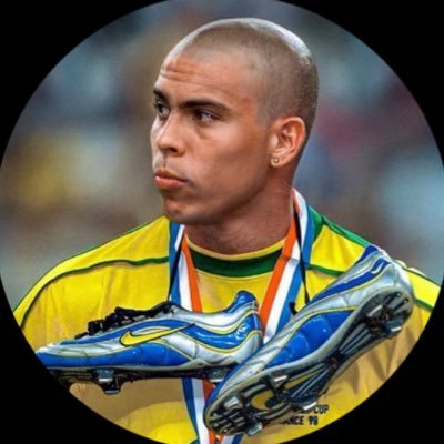 MrWeah1's profile picture. Dites vous que Scuro a dit qu’il avait pour objectif de se rapprocher du Paris saint germain.