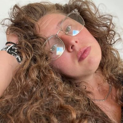 JennMasters's profile picture. she carries storms within her soul, yet still shines bright like the sun. that’s her strength, that’s invincibility 💜