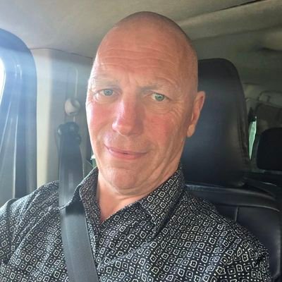 Ginormous007's profile picture. Hi, I'm Gino Moens! I'm a frequent traveler, but not in a spontaneous sort of way. I love to plan my trips and go out on mini-adventures once.