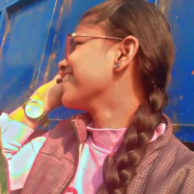 ShikhaInsan's profile picture. जिन्हें मैं पसंद हूं वो गुमान करें
जिन्हें मैं खटकती हूं वो नेत्रदान करें....😂😝😁🤭