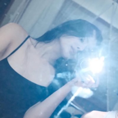 deekeione's profile picture. ‧₊˚ ⊹ Just before the Sun rises — Mainly for K & A. ☁️💋