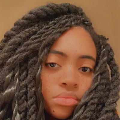 IntrovEmpress's profile picture. (っ◔◡◔)っ | ’01 💕| 🇳🇬 | Writer❣️