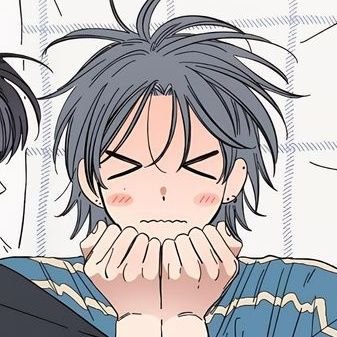 erwinsfart's profile picture. 🐚 because i was born into this world