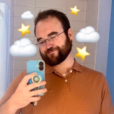 cl0udbustin's profile picture. he/him | proud pansy | music & video games