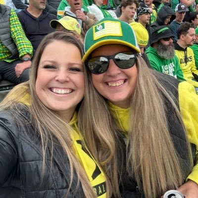 beecers1's profile picture. Duck fan, mom, military spouse, Bronco fan…in that order