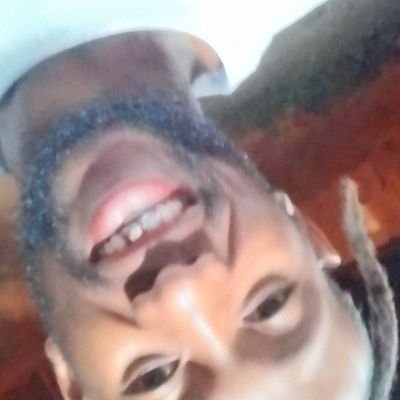 AronGopola91377's profile picture. 