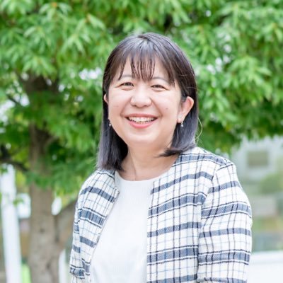 morisapo's profile picture. 10年20年と続けられる社労士を目指す「開業ダッシュの会」主宰。2021年「1人で頑張らない」をコンセプトに開業検討中～開業中の社労士のためのオンラインサロンをスタート❗️夫婦無職&未経験から社労士・行政書士開業22年目（株式会社17年目）😄周りと比較せず、楽しさやワクワクを大切に🎵小5・中3の娘たちの子育て中