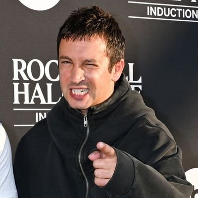 emptyuzziss's profile picture. 𝘞𝘦'𝘳𝘦 𝘨𝘰𝘪𝘯𝘨 𝘵𝘰𝘰 𝘧𝘢𝘴𝘵,  𝘧𝘢𝘴𝘵, 𝘴𝘢𝘷𝘦 𝘶𝘴 𝘯𝘰𝘸