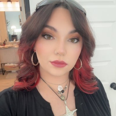 heavydirtyhaley's profile picture. she/her | 24