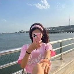 Uqama064315's profile picture. 