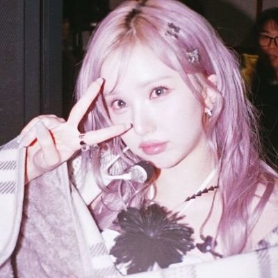 eunhqsbitch's profile picture. goon !!  leak !!  get dumber !!