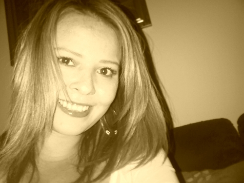 Kathyal04's profile picture. 