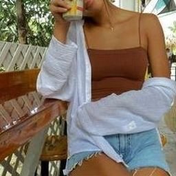 Riivui011165's profile picture. 