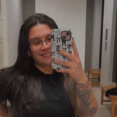 whitegirltvtted's profile picture. I’m not a hot girl I’m a cry baby