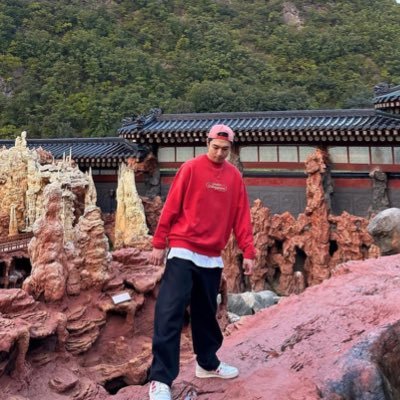 naraseyo0's profile picture. ㅡ fan acc for yapping •day6 •vixx •sj