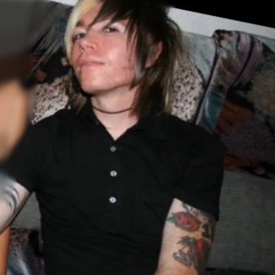 T00SHYT0SCR34M's profile picture. @s09phie my bae, Ryan Ross fan - I love AFI, AFI fans plsplspls follow me(I fb) - sorry if I’m inactive #eastbayhardcore