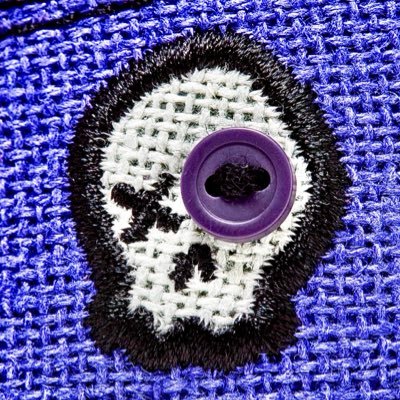 MakanaRoyal's profile picture. 🌴Born & Raised'n Hawaii🤙 & LOVE my Wife & Our 2 BabyBoys❣️ I fkn Luv #SNKRS , #Bowhunting & Competing in #USPSA 💥🔫🇺🇸🥇 #2Asupporter 🗽