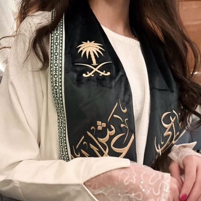 hind_m7mad99's profile picture. آحترآمگ يرفع ♡ مقآمگ بين البشر ! و الصمممت { آجممل } و { أرقئ } صفآت الآحترآآمـ .