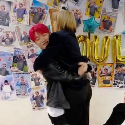 findingjiung's profile picture. here for piwon! 🧩