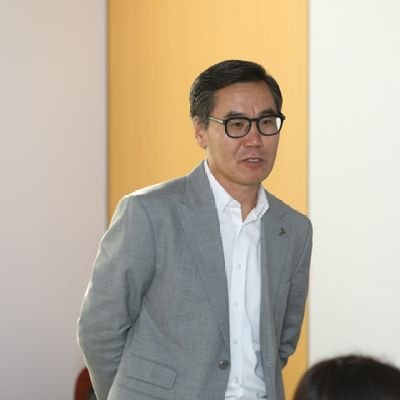 TsogtTsend's profile picture. associate @SupremecourtMN.
adjunct @num_edu School of Law.

P.S. Аливаа хэрэг, маргаан, хууль хэрэглээний талаар санал, дүгнэлт хэлэх боломжгүй.