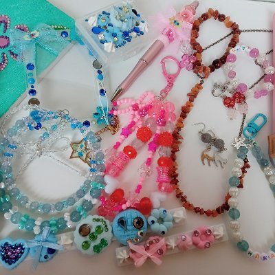 kapimido's profile picture. 千歳市出前講座登録講師
2025年12月からちとせモール2階文化教室にて毎週金曜日15:00〜17:00までハンドメイドクラブを開催致します　当日会場にて18名受け付け