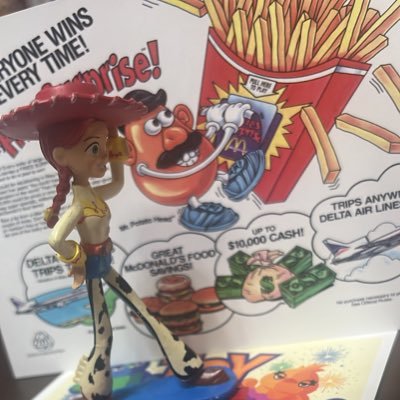 harako351's profile picture. ソフトテニス上手になってソフトテニス部の子供＆夫と一緒にラリー続けれたい🎾 まだまだアメリカン雑貨集めたい🌈🎬アメキャラ・アメトイ・ヴィンテージもの大好き🌈ユニバーサルキャラ ディズニーキャラ トムとジェリー マーベル セサミストリート ケアベア パワパフPEZ スマーフ HARIBOスポンジボブ ベティブープ