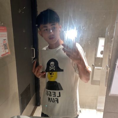 lukdakgrek13's profile picture. 