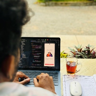 akashkv4's profile picture. building HeartTap — helping couples reconnect through mindful reflections 💞
join the waitlist ↓
https://t.co/0XSc10Fpvb