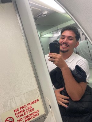 eduardosialves's profile picture. Construindo coisas legais, complicando o simples e curtindo a jornada. Product designer e outras coisas mais.
Salmos 27:1