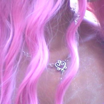 blushyba6ybunny's profile picture. ⏔⏔⏔ ꒰ ᧔ෆ᧓ ꒱ ⏔⏔⏔