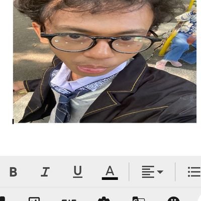 kelaparhan's profile picture. klo sedih dengernya berpayung Tuhan • penyuka cwk koriyah • ngondek dahsyat • ASAP ROKOK DNI • acapkali ciamik