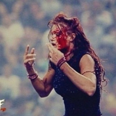 kissmyhedis's profile picture. yea this one of them pages