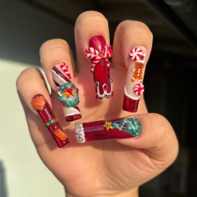laylanailart's profile picture. 🎄🌟 โปรช่วงคริสต์มาส 🎄🌟                         สั่งเล็บทรงไหน ลายไหน ราคาแค่199฿ส่งฟรี