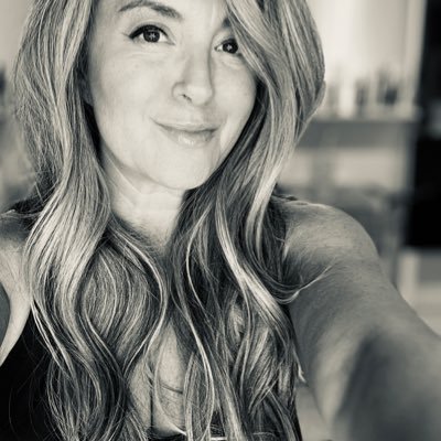 Nira_Varella's profile picture. Visual erotica storyteller. Tension you can taste. Power you feel. Free peeks—if you dare. Don’t say I didn’t warn you. #NSFW #Fanvue