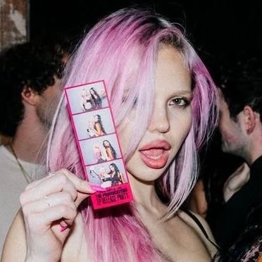 vitinhotrovoada's profile picture. ok so the gag issss