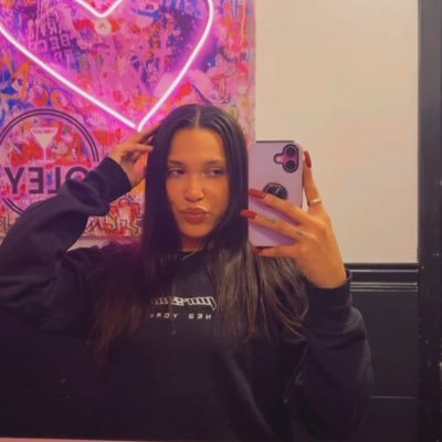 _theeebratt's profile picture. TU Alum | ig:elise.maria13 🖤