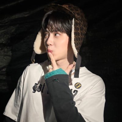 323MYE0N's profile picture. ☁️ 엑소 always ☽̶☾