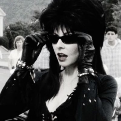 dyk3tism's profile picture. prettiest girl at the morgue @ripleytism