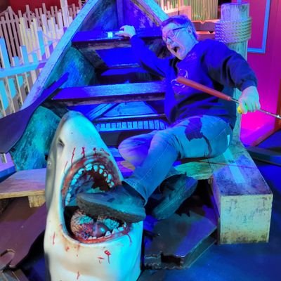 Area51ESD's profile picture. Full-time marketer. Wannabe actor. Co-host of IN THE SPOTLIGHT.