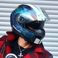 redmt_07's profile picture. 基本ソロで𝐏𝐡𝐨𝐭𝐨ツーリングしてます🏍 時々仲間と𝐏𝐡𝐨𝐭𝐨ツーリング🏍🏍東京生まれ 二卵性双子の弟   
    #カメラ男子  #OSAMUポーズ　 #フォトツーリング 　    ❤️🧡💛💚💙•*¨*•.¸¸♬