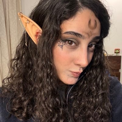 callmelunalove's profile picture. مامان پیشی‌ها |🐦‍⬛👩🏻‍⚕️| In My Stressful Era