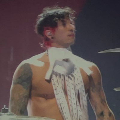 joshflaite's profile picture. try to microdose to inmunity but i’ll never see the endin’ |-/
