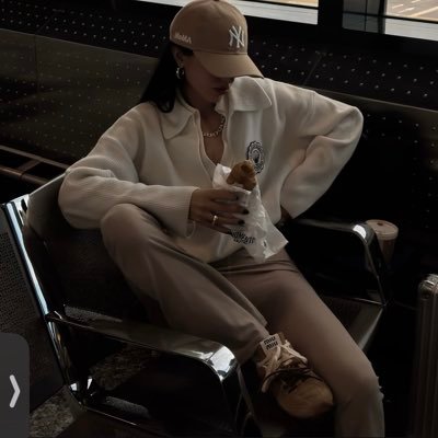 COOLYO91613's profile picture. 95 Liner🥴Luck’s on my side – always!🤍Supporting JUNGKOOK | @BTS_twt 💜Currently into Thai dramas & actress @janeeeyeh 💖 Focus on daily life✨📝📷🍯 Take care!