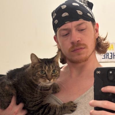 yourdivasfav's profile picture. ♌️ | 6’3” | Third Thing