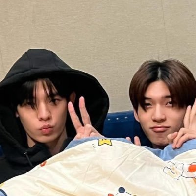 iiisofticlouds's profile picture. ⸜(｡˃ ᵕ ˂ )⸝♡ — 𐔌 . ⋮ fan account .ᐟ ֹ ₊ ꒱ — @porsuppakarn 🤍 @twnpich — #porteeteepor | #kasibook 🤏🏻 #enhypen 👈🏻 | #รีวิวน้องกล้วยย