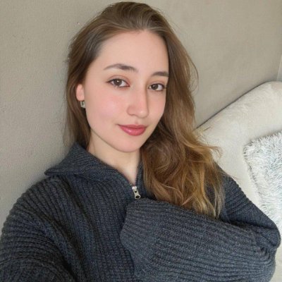 TinaJohna139995's profile picture. Building my future one goal at a time 🚀