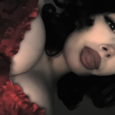 Anami19_'s profile picture. (19 F )  18+ MDNI!!! I get what I want💕 I don’t do trades. only will respond to “menu” this is my only account